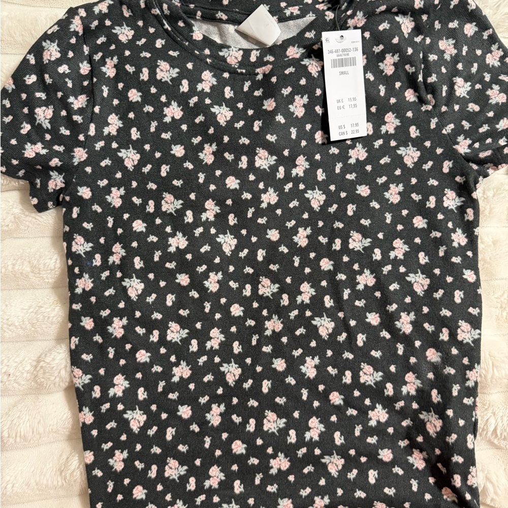 Hollister Black Short Sleeve Top with Pink Rose Floral Print